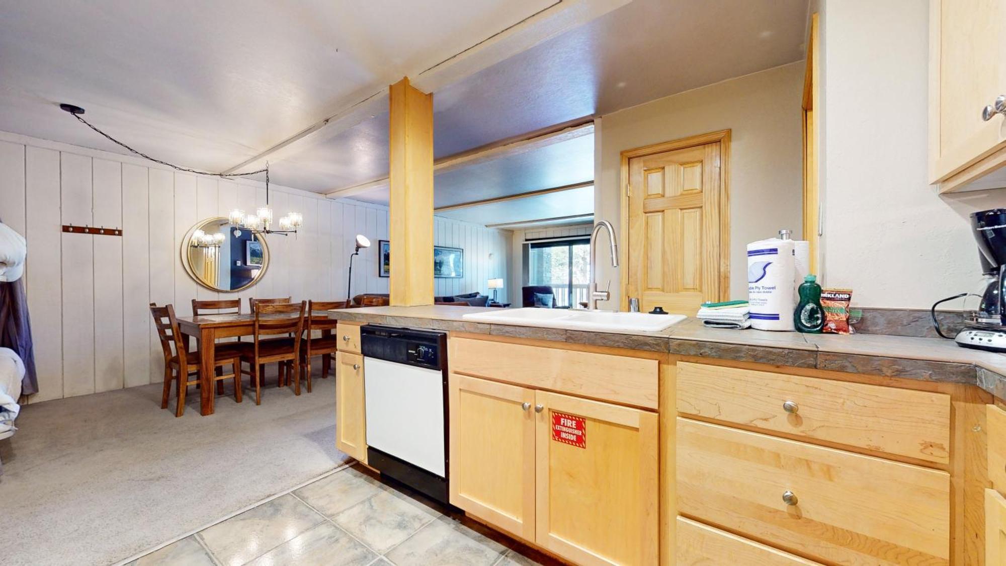 Apartment Summit 55 *