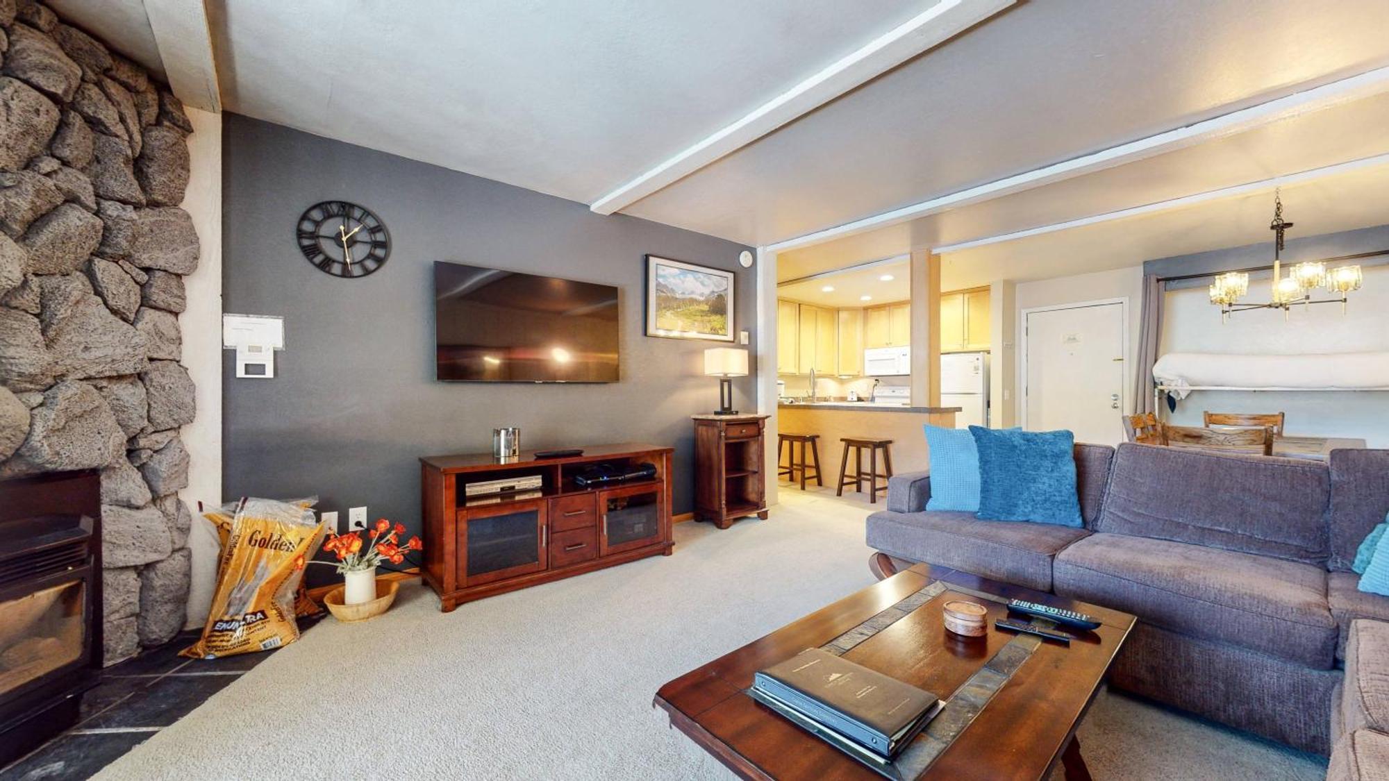 Summit 55 Apartment